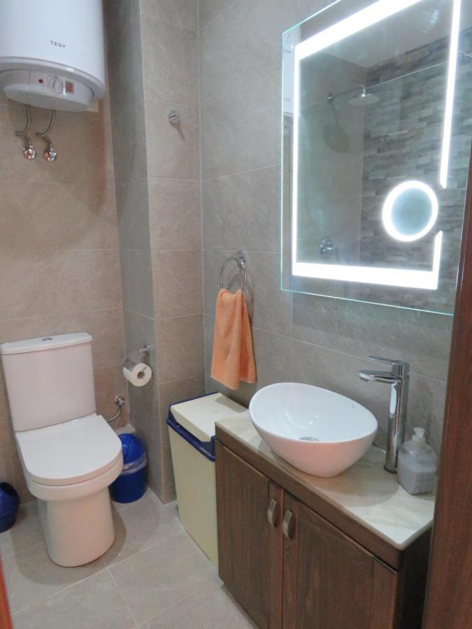 Aquamarine Sea Front Apartments - Second Floor 马尔萨斯卡拉 外观 照片