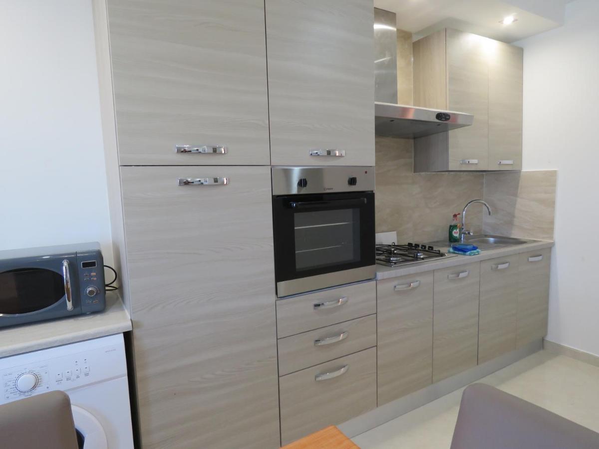 Aquamarine Sea Front Apartments - Second Floor 马尔萨斯卡拉 外观 照片